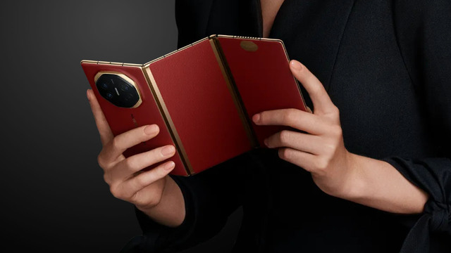 smartphone tri-fold